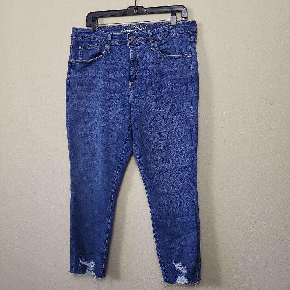 Universal Thread Womens Blue Medium Wash Distressed Denim Skinny Jeans Sz 16/33R